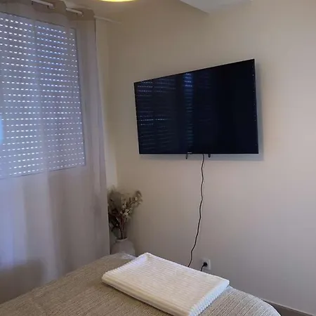 Апартаменты Lumineux T2, Au Calme Sur *